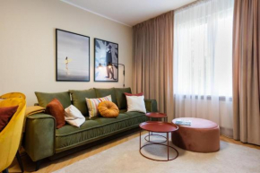 ECRU Eclectic City Apartment near Old Town WWA5